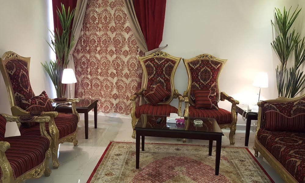جلنار الشرق للشقق المخدومة Jeddah Luaran gambar